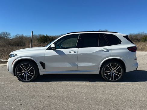 New 2026 BMW X5 xDrive40i w/ M Sport Package image 5