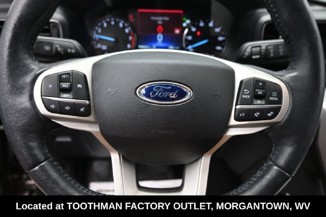 Used 2021 Ford Explorer XLT w/ Equipment Group 202A AWD/4WD image 17