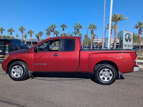 Used 2015 Nissan Titan S image 3
