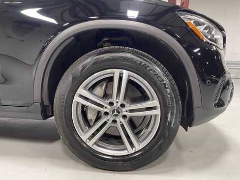 Used 2022 Mercedes-Benz GLC 300 4MATIC image 16