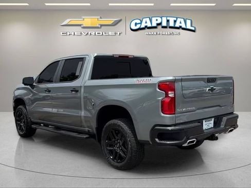 Used 2026 Chevrolet Silverado 1500 LT Trail Boss w/ LT Trail Boss Premium Package AWD/4WD image 3