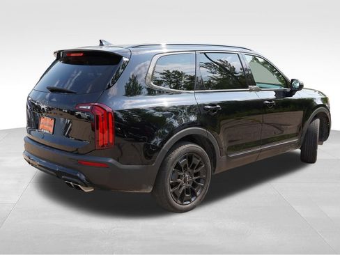 Certified 2022 Kia Telluride EX w/ EX Premium Package AWD/4WD image 3