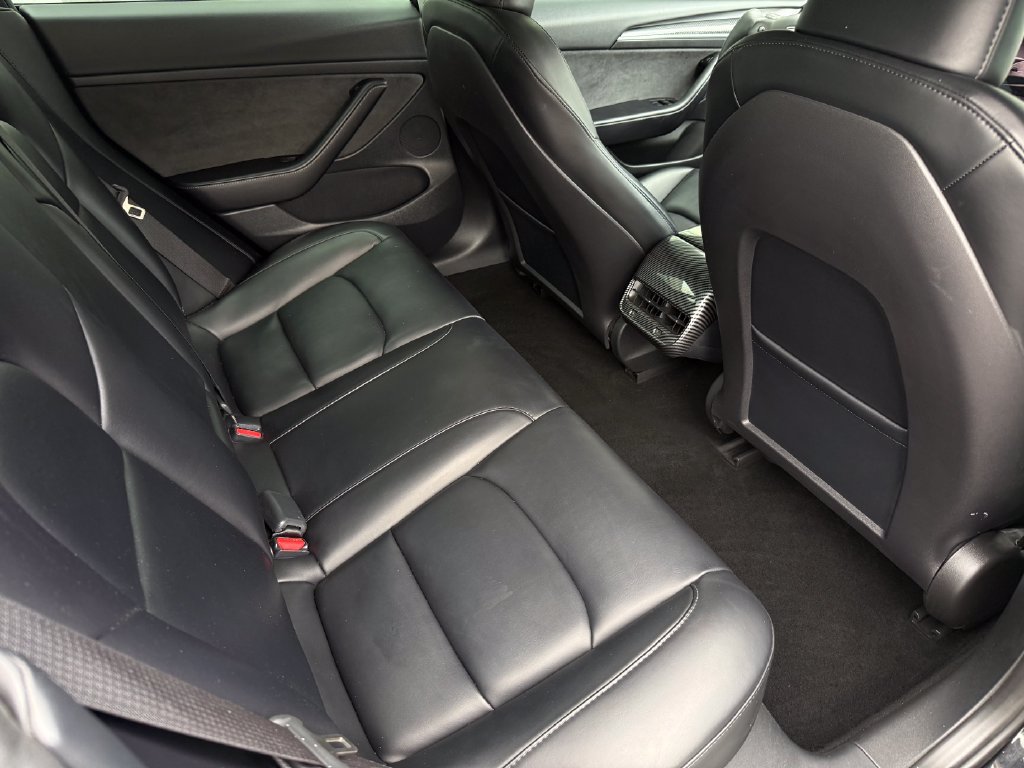Used 2023 Tesla Model 3 Performance AWD/4WD image 32