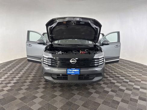Used 2025 Nissan Kicks SV image 14