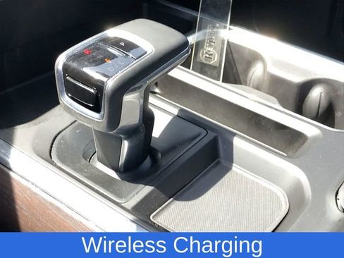 Certified 2023 GMC Sierra 1500 SLT w/ SLT Premium Package image 17