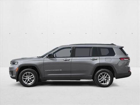 New 2027 Jeep Grand Cherokee L Limited AWD/4WD image 3