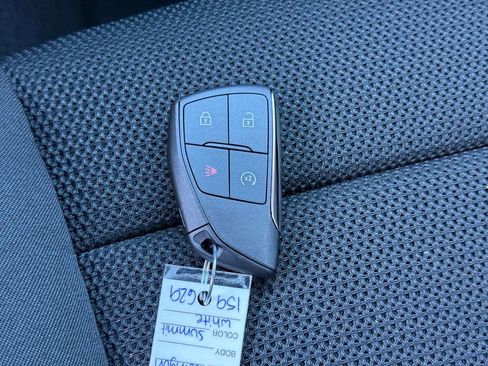 New 2026 GMC Canyon Elevation w/ Convenience Package image 33