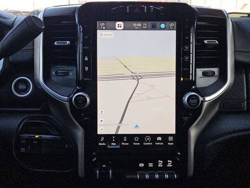 Used 2024 RAM 2500 Laramie image 14