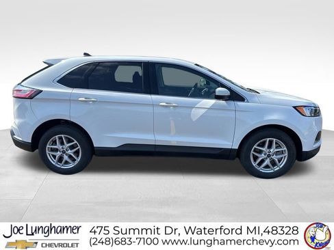 Used 2022 Ford Edge SEL AWD/4WD image 2