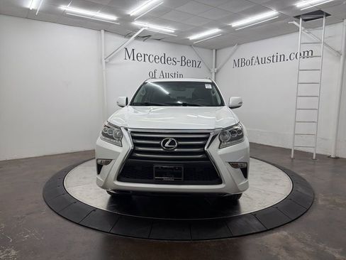 Used 2014 Lexus GX 460 w/ Preferred Accessory Package image 2