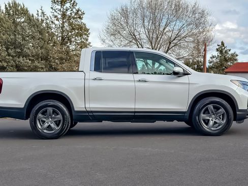 Used 2023 Honda Ridgeline RTL-E image 3