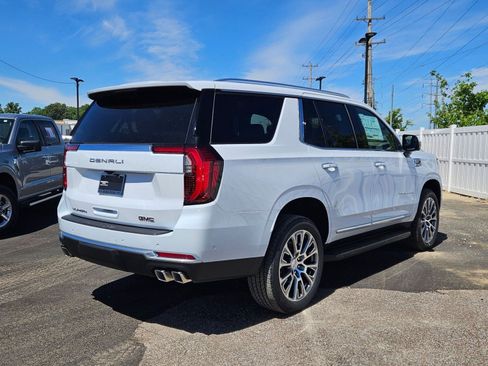 New 2026 GMC Yukon Denali AWD/4WD image 6