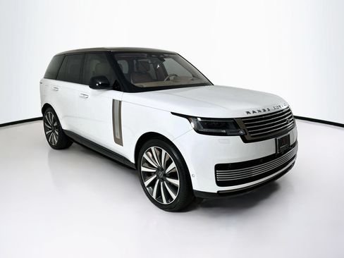 Used 2023 Land Rover Range Rover SV AWD/4WD image 1