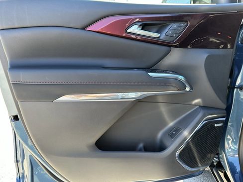 New 2026 Chevrolet Traverse RS image 29