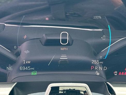 Used 2025 Cadillac Lyriq Sport image 12