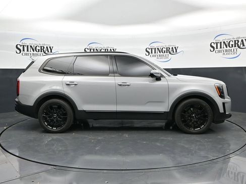 Used 2022 Kia Telluride SX w/ SX Prestige Package AWD/4WD image 8