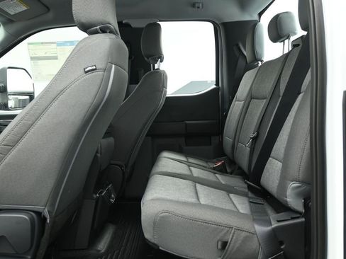 New 2026 Ford F350 XL w/ XL Chrome Package image 20