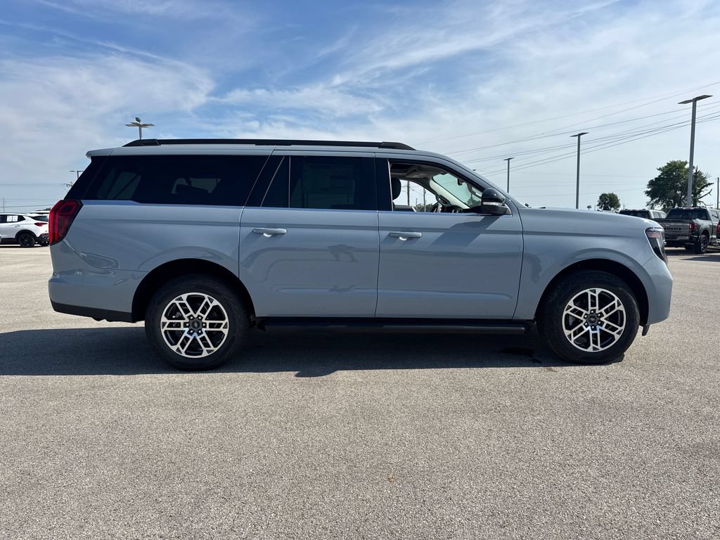 New 2026 Ford Expedition Max Active AWD/4WD image 8