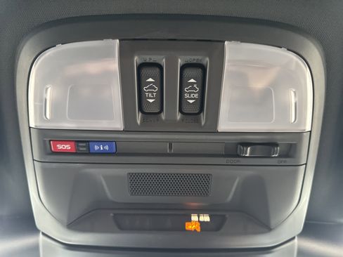 Certified 2025 Subaru Crosstrek 2.5i Sport w/ Crosstrek Mirror Package image 23