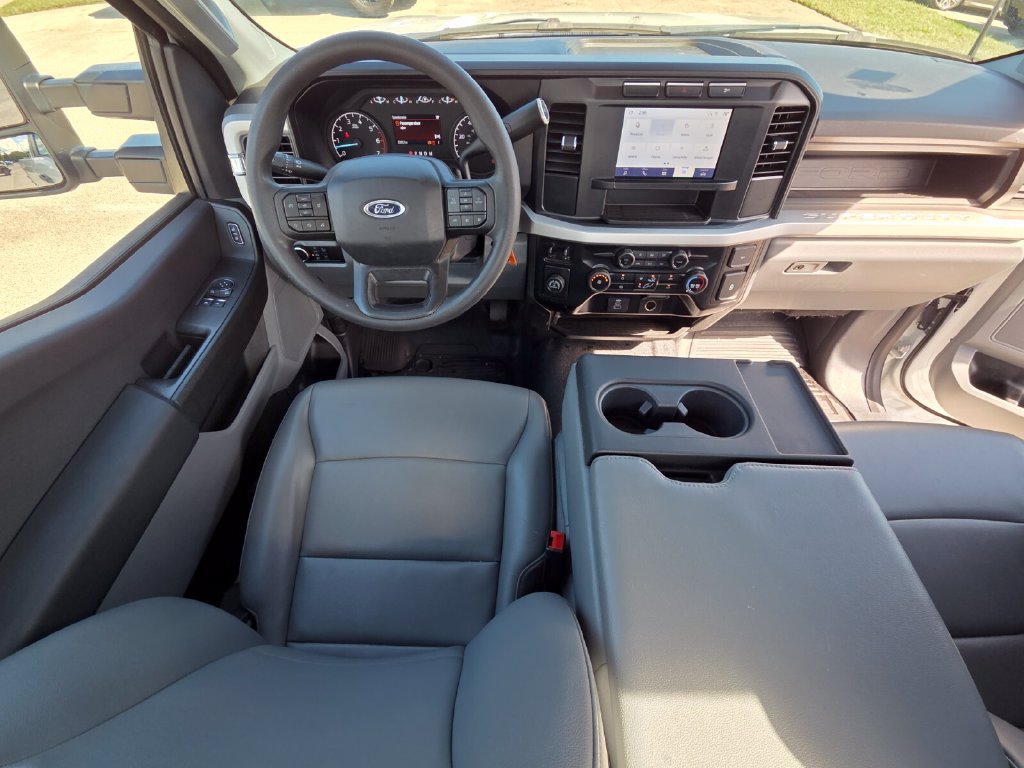 Used 2024 Ford F250 XL RWD image 23