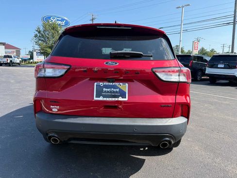 Used 2022 Ford Escape SEL w/ SEL Stealth AWD Package image 7
