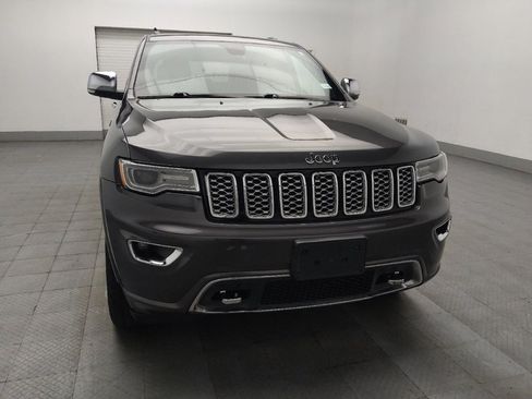Used 2018 Jeep Grand Cherokee Overland AWD/4WD image 14