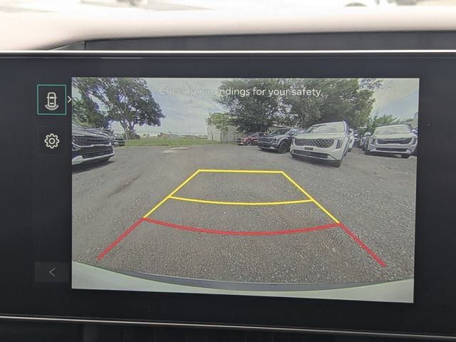 New 2026 Kia Carnival FWD image 24