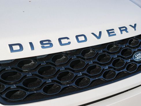 Certified 2024 Land Rover Discovery Sport S image 16