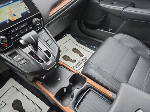 Used 2022 Honda CR-V Touring image 29