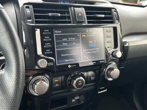 Used 2024 Toyota 4Runner TRD Off-Road AWD/4WD image 24