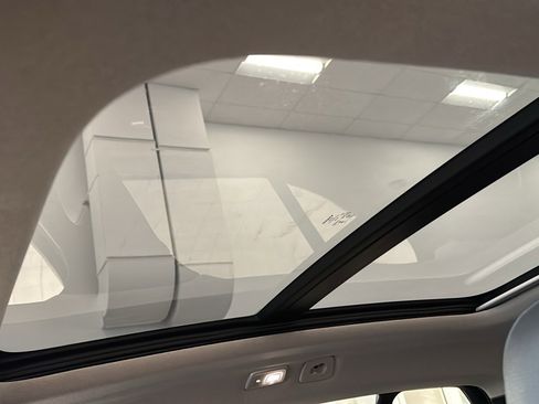 Used 2026 Volvo XC40 B5 Plus w/ Protection Package Premier image 25