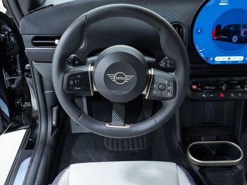 New 2026 MINI Cooper S image 2