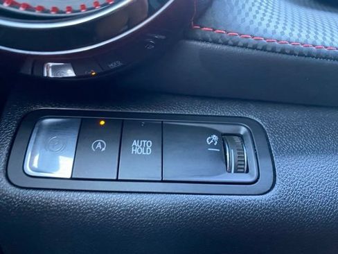 Used 2026 Chevrolet Equinox RS w/ LPO, Floor Liner Package FWD image 33