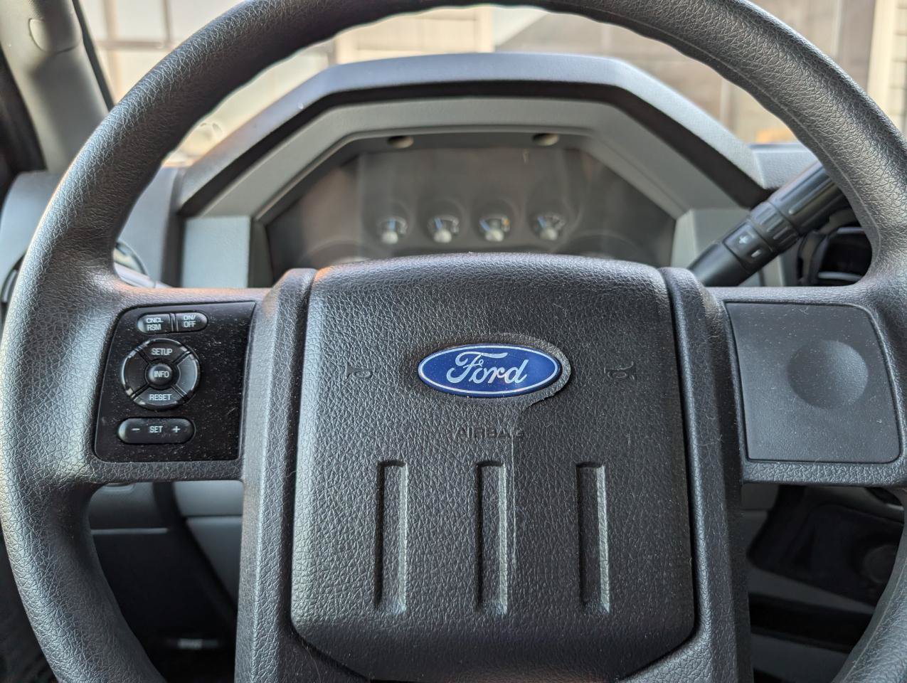 Used 2016 Ford F250 XL w/ XL Appearance Package AWD/4WD image 14