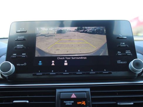 Used 2019 Honda Accord LX image 26