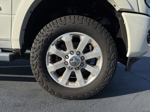 Used 2022 RAM 3500 Laramie image 34