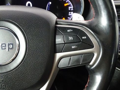 Used 2021 Jeep Grand Cherokee Trailhawk image 19