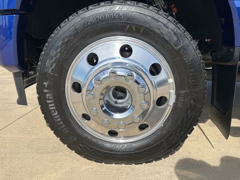 New 2026 Ford F450 Platinum image 10