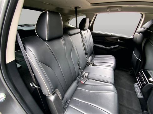 Used 2023 Acura MDX SH-AWD w/ Advance Package image 19