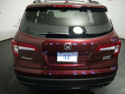 Certified 2022 Honda Pilot Special Edition image 5