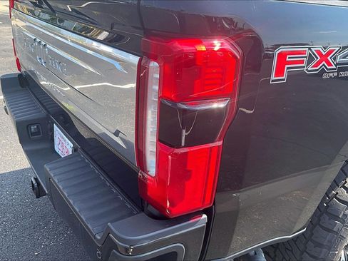 Used 2025 Ford F250 King Ranch AWD/4WD image 28