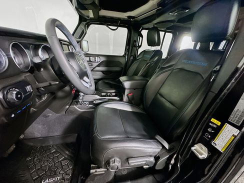 Used 2023 Jeep Wrangler Unlimited Rubicon 4xe w/ Steel Bumper Group image 13