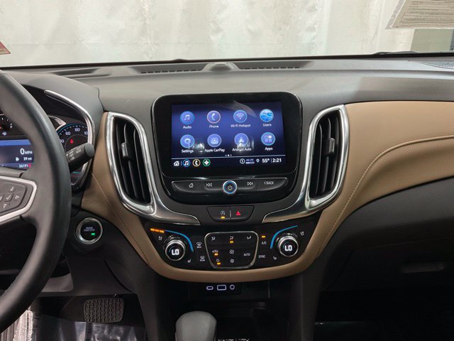 Used 2023 Chevrolet Equinox Premier FWD image 17