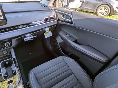 New 2026 Mitsubishi Outlander SE FWD image 18