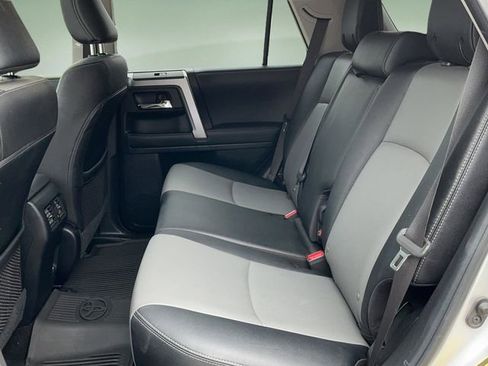 Used 2022 Toyota 4Runner SR5 Premium w/ Moonroof Package AWD/4WD image 13