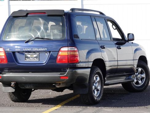 Used 2002 Toyota Land Cruiser AWD/4WD image 25