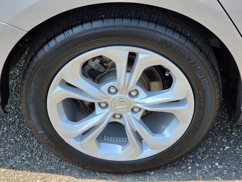 Certified 2025 Honda Accord LX image 12