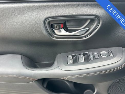 Certified 2025 Honda HR-V Sport image 11