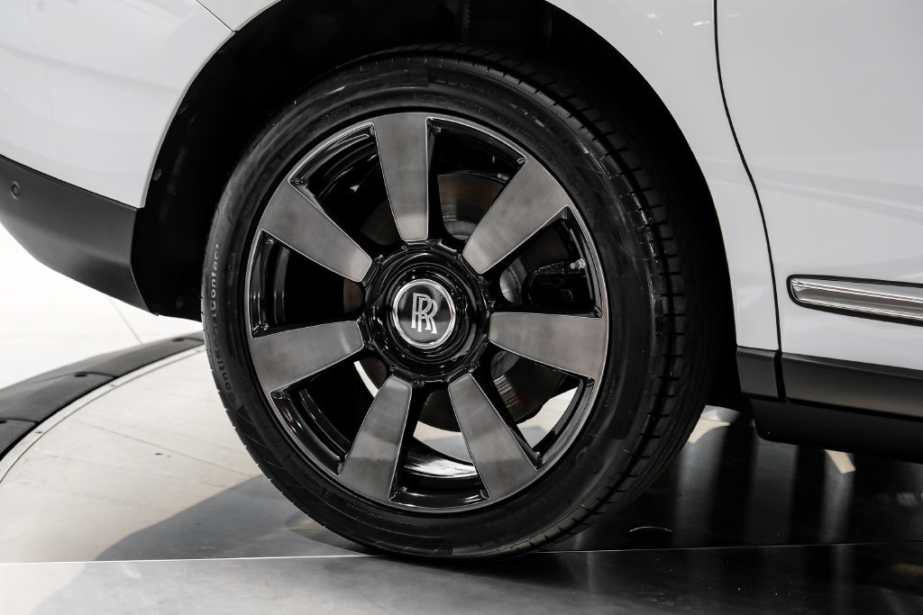 Used 2022 Rolls-Royce Cullinan AWD/4WD image 77