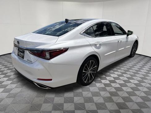 Used 2022 Lexus ES 350 w/ Premium Package FWD image 8